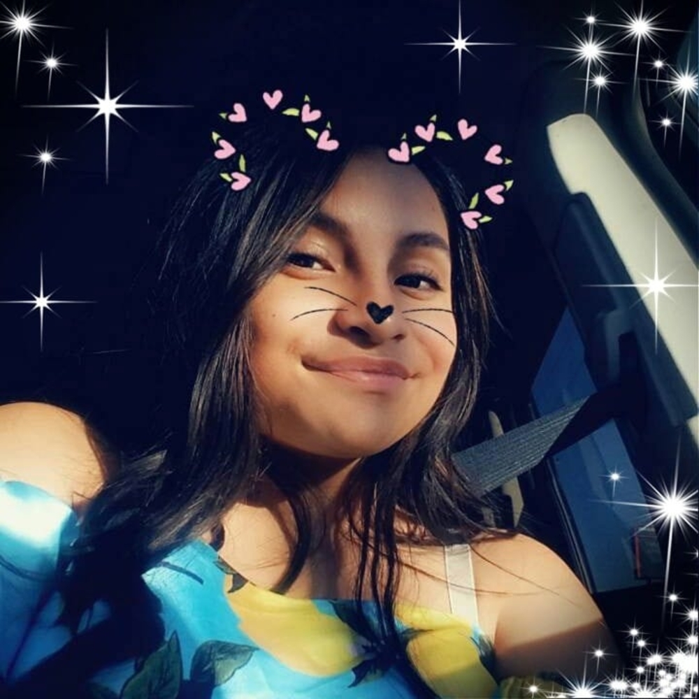 Meet your Posher, Makayla